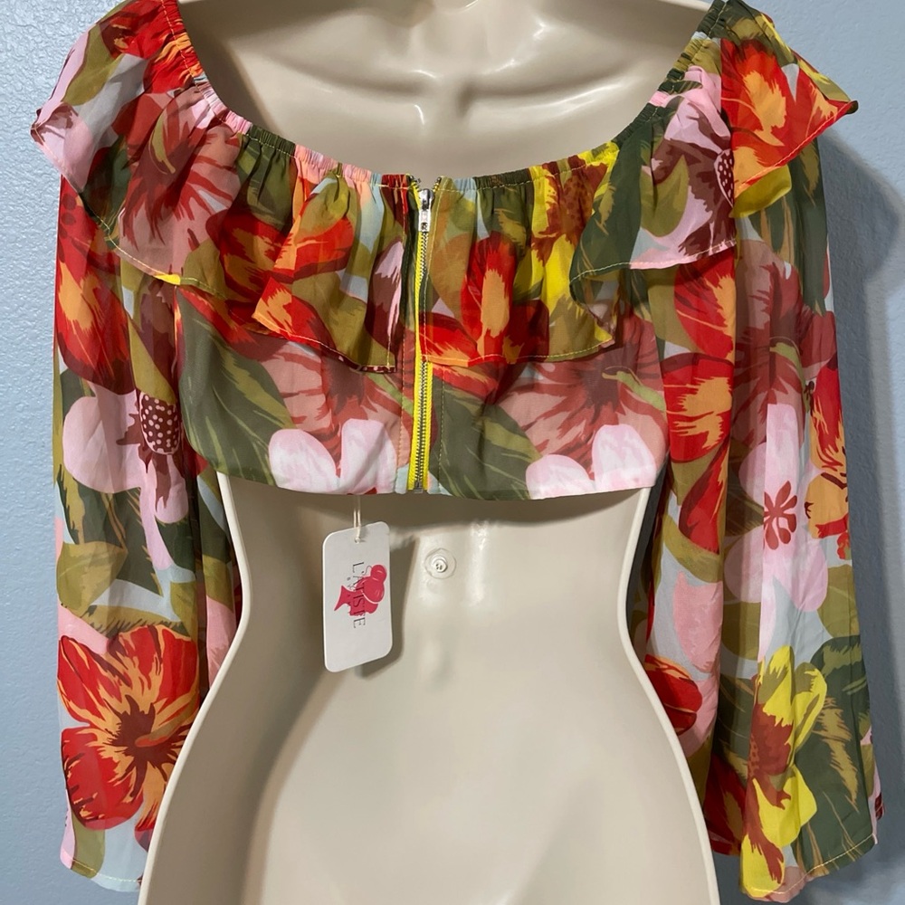 L’atiste Ruffle Statement Blouse Romanticcore Glam Party Top Medium NWT - Picture 2 of 10